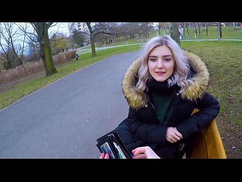 ❤️ Ақша үшін бейтаныс адамның ыстық спермасын жұтады - парктегі минет Ева Элфи Секс видео бойынша бізде ❌